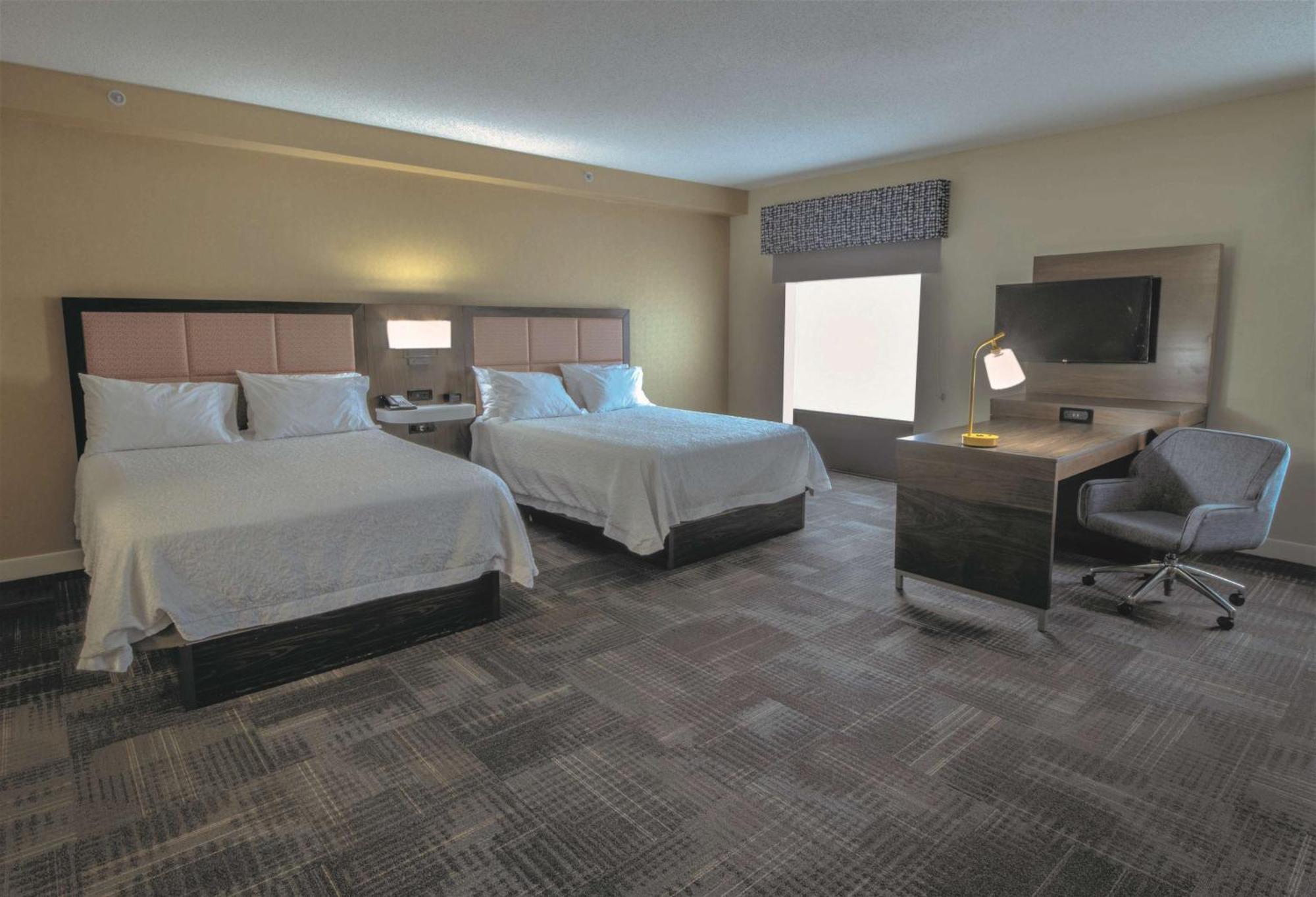 Hampton Inn & Suites Chesapeake-Battlefield Boulevard Exterior photo