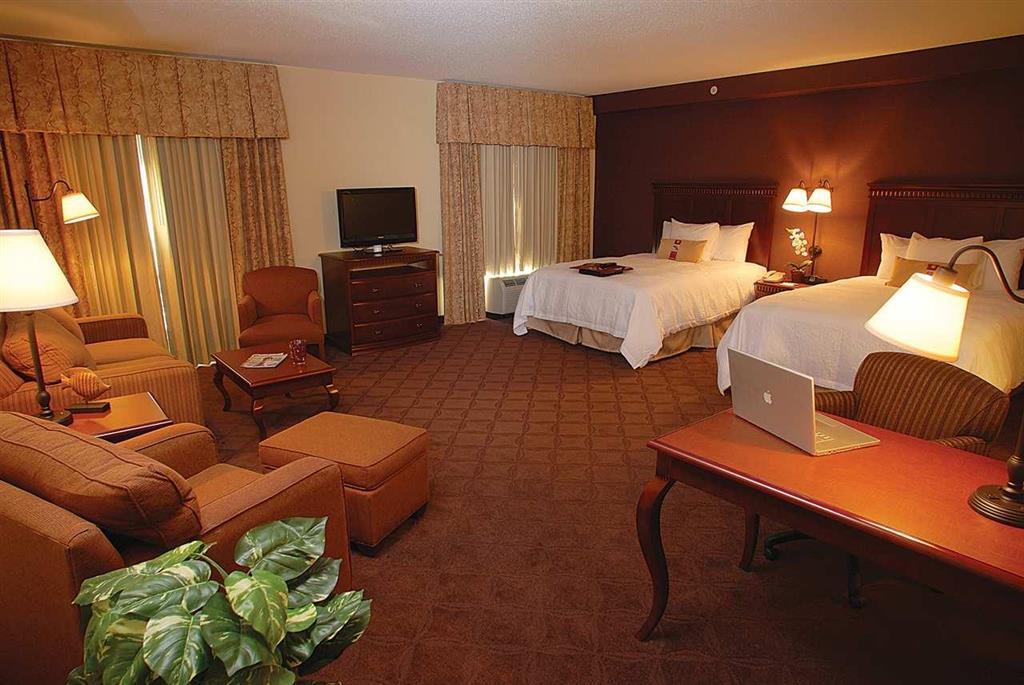Hampton Inn & Suites Chesapeake-Battlefield Boulevard Room photo